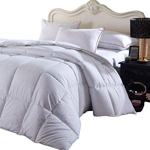 Soft and Fluffy, Overfilled Dobby Down Alternative Comforter, Full / Queen Size,